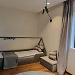 Wonderful House In Βίλα *